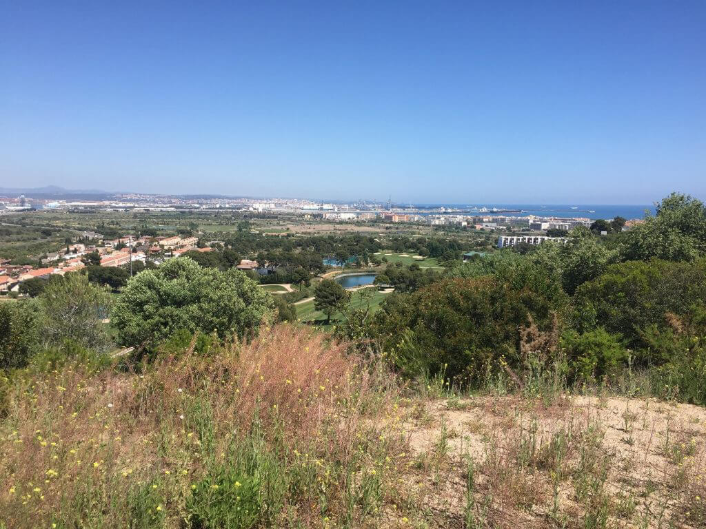 Utsikten från Hills är helt fantastisk, i horisonten syns Tarragona 